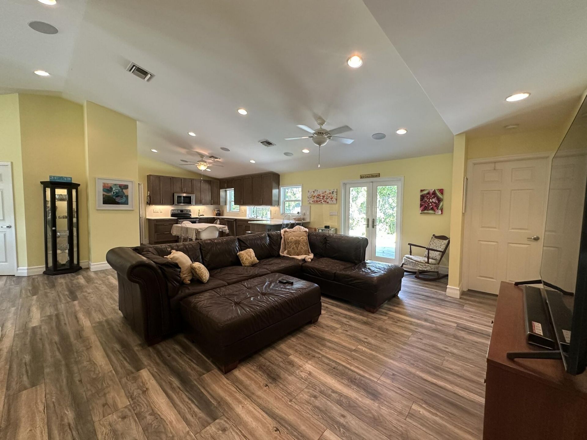 2415 Laurel Lane, Palm Beach Gardens, FL 33410 Photo