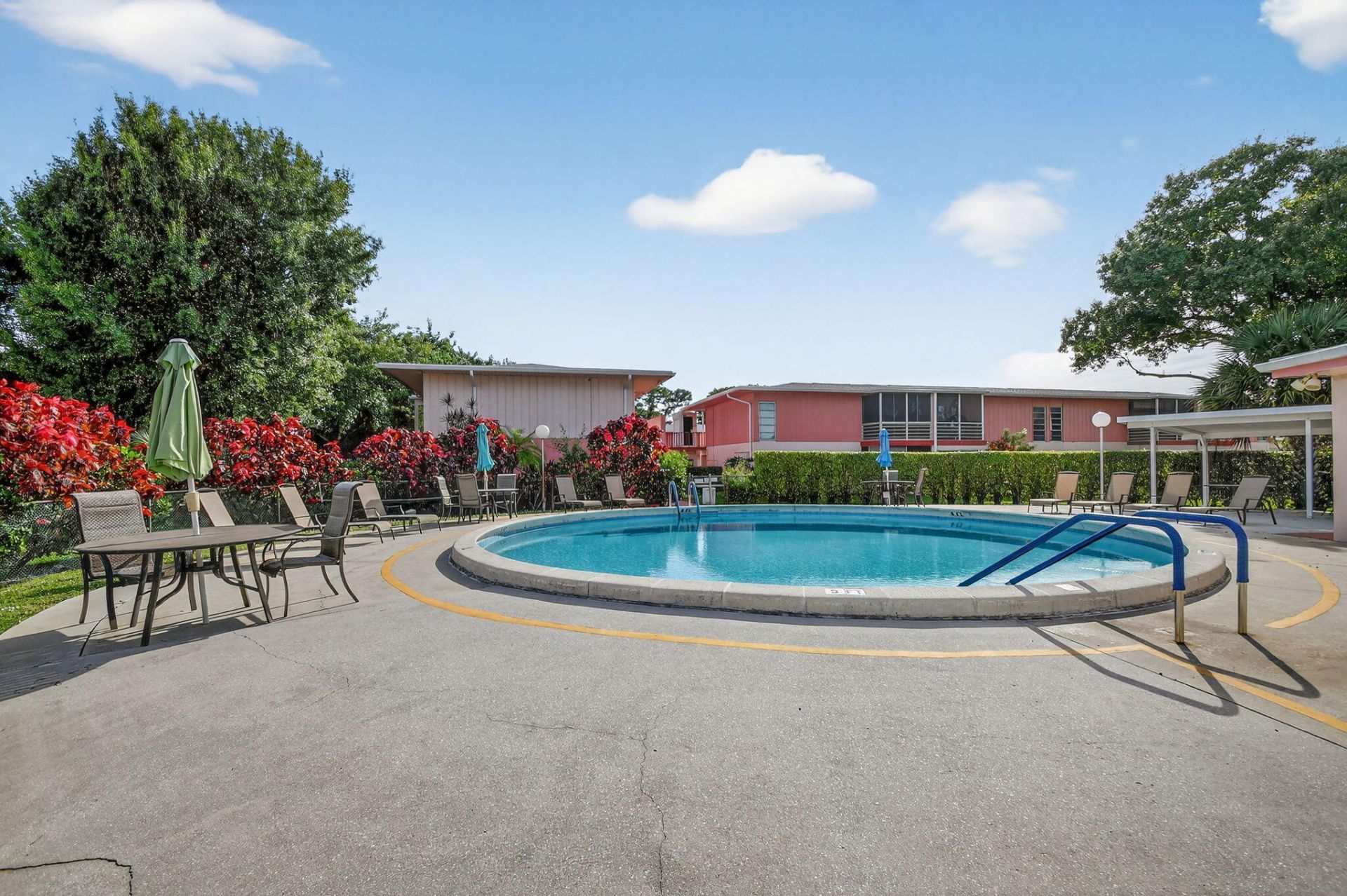 7 Golfs Edge, Unit D, West Palm Beach, FL 33417 Photo