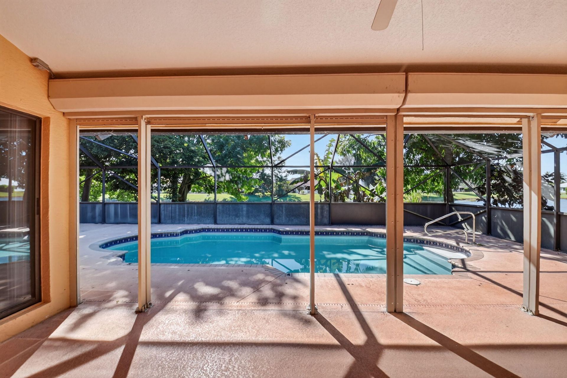 172 Monterey Way, Royal Palm Beach, FL 33411 Photo