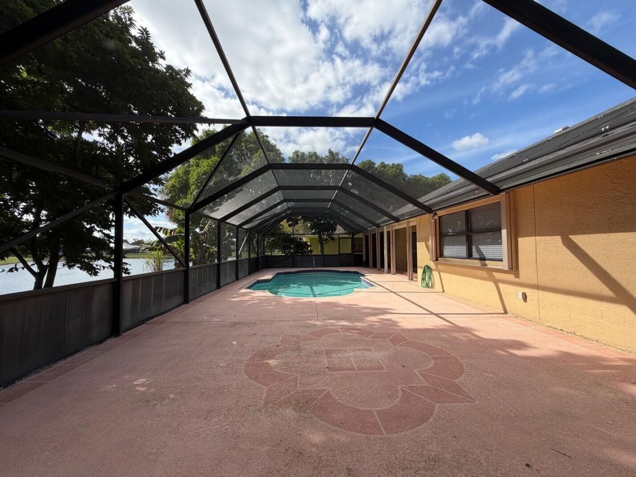 172 Monterey Way, Royal Palm Beach, FL 33411 Photo