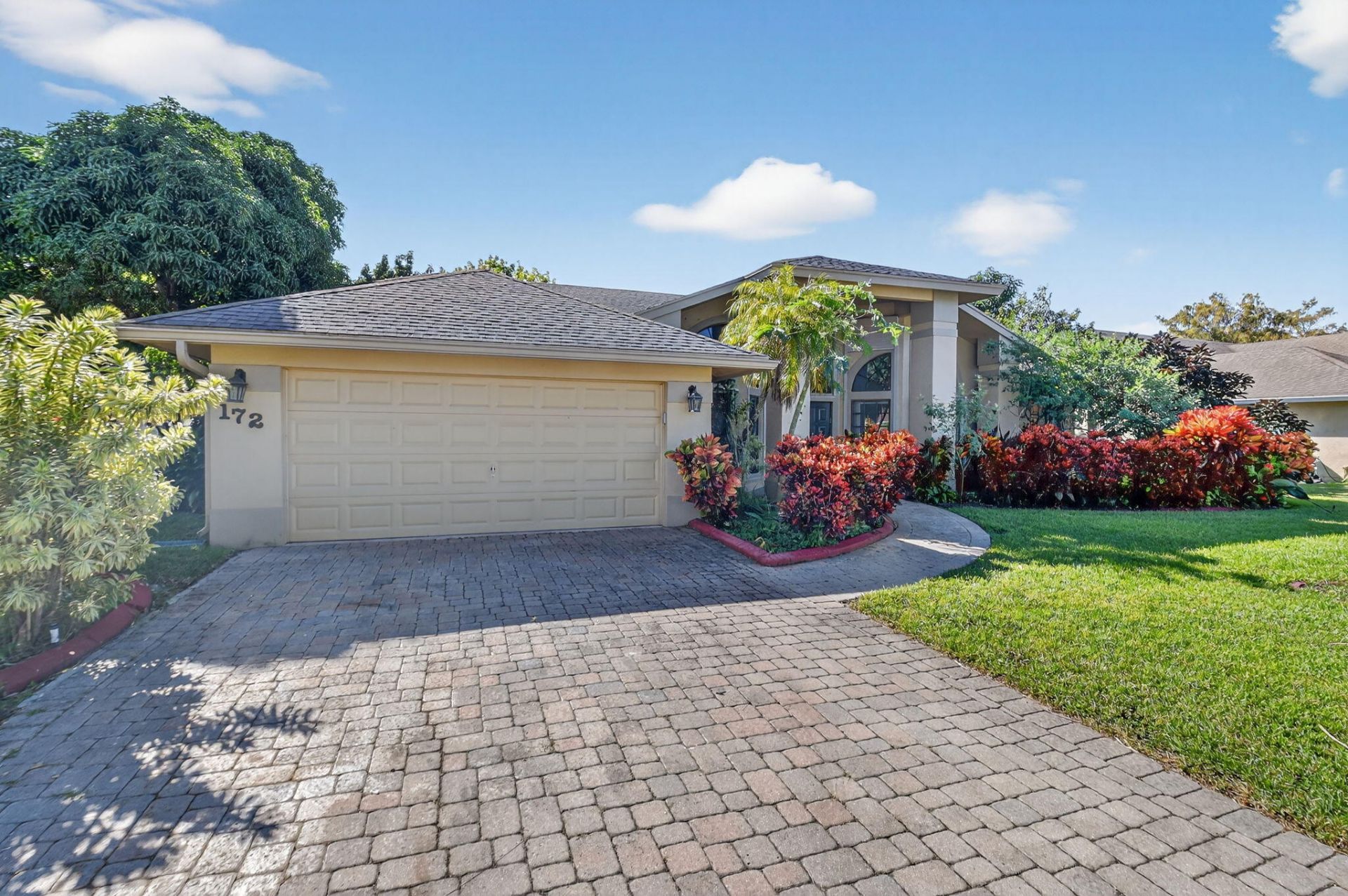 172 Monterey Way, Royal Palm Beach, FL 33411 Photo