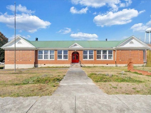 5383 Lee Hwy, Troutville, VA 24175