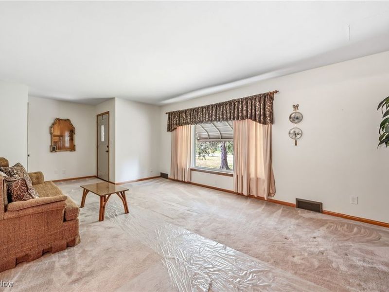 1558 Portal Drive NE, Howland, OH 44484 Photo 10