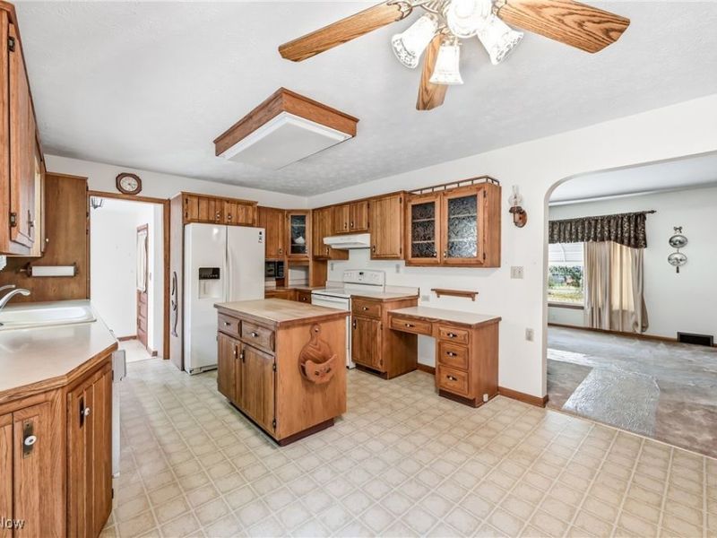 1558 Portal Drive NE, Howland, OH 44484 Photo 13