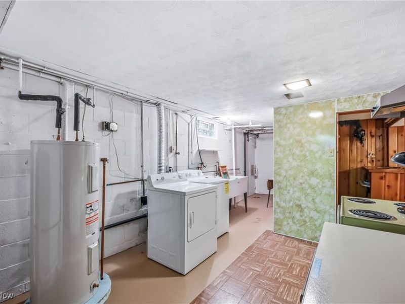 1558 Portal Drive NE, Howland, OH 44484 Photo 30