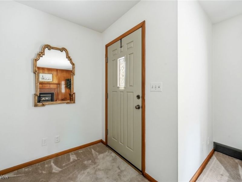 1558 Portal Drive NE, Howland, OH 44484 Photo 8