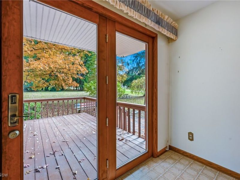 1558 Portal Drive NE, Howland, OH 44484 Photo 9