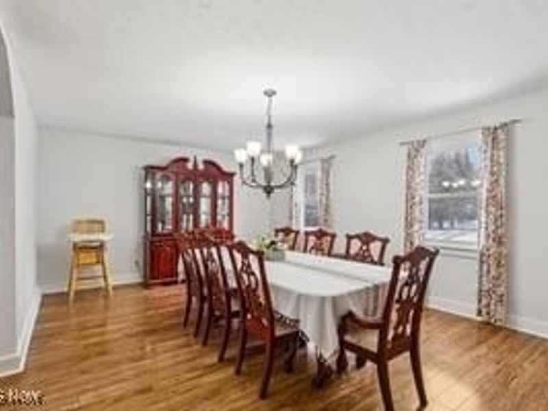 361 Mahan Denman Road NW, Bristolville, OH 44402 Photo 11