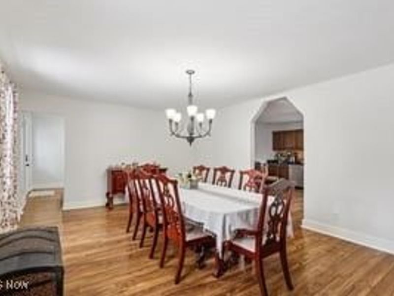 361 Mahan Denman Road NW, Bristolville, OH 44402 Photo 13