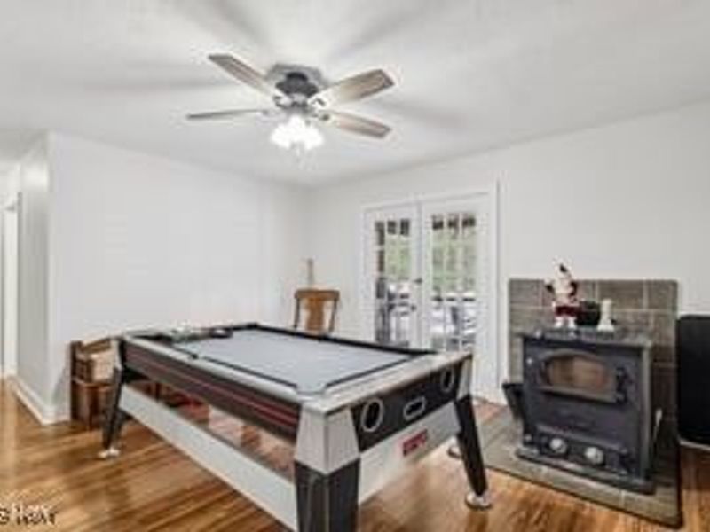 361 Mahan Denman Road NW, Bristolville, OH 44402 Photo 21