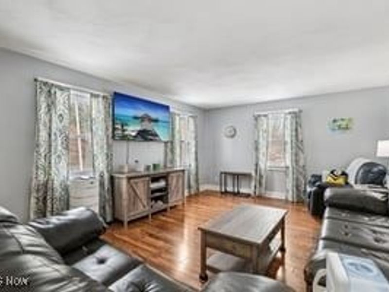 361 Mahan Denman Road NW, Bristolville, OH 44402 Photo 7