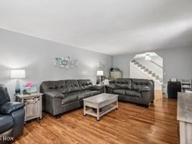 361 Mahan Denman Road NW, Bristolville, OH 44402 Photo 8