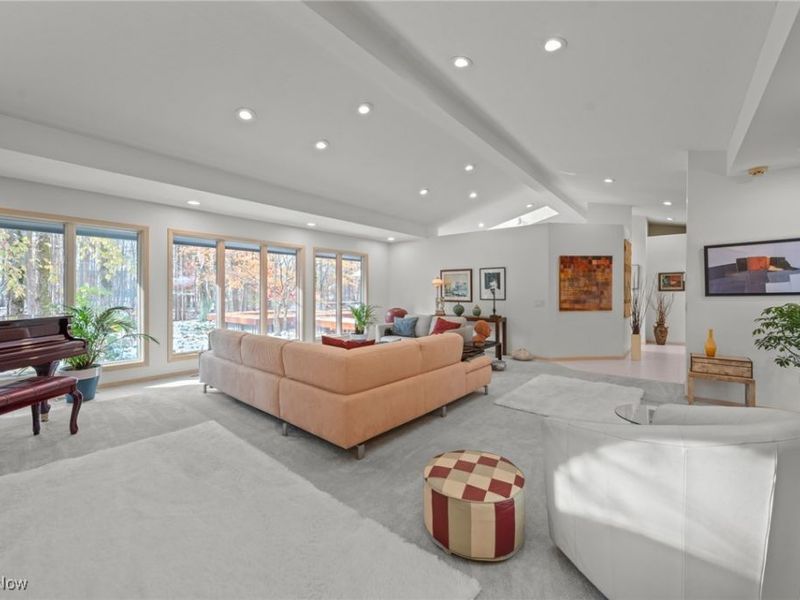 21791 Meadows Edge Lane, Strongsville, OH 44149 Photo 13