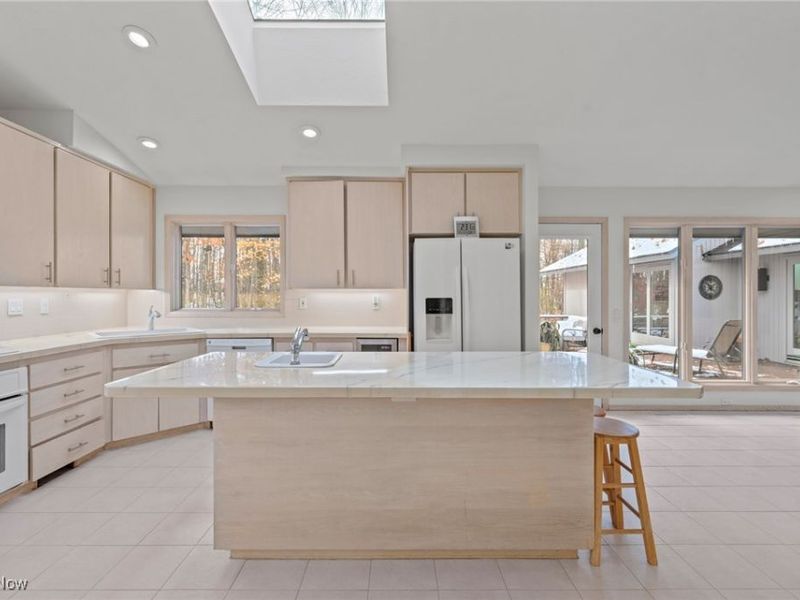 21791 Meadows Edge Lane, Strongsville, OH 44149 Photo 17