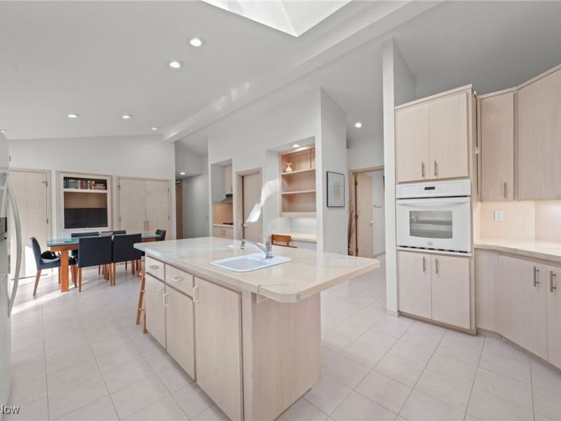 21791 Meadows Edge Lane, Strongsville, OH 44149 Photo 19