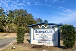 2664 Seaport Circle photo 4