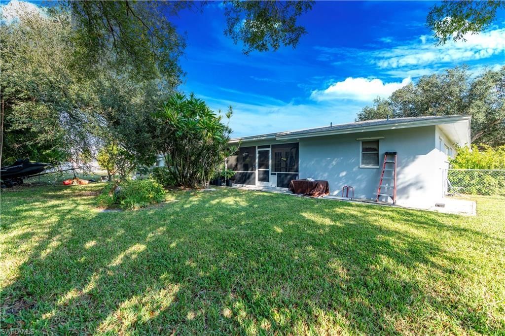 5222 Glade Ct, Cape Coral, FL 33904 Photo