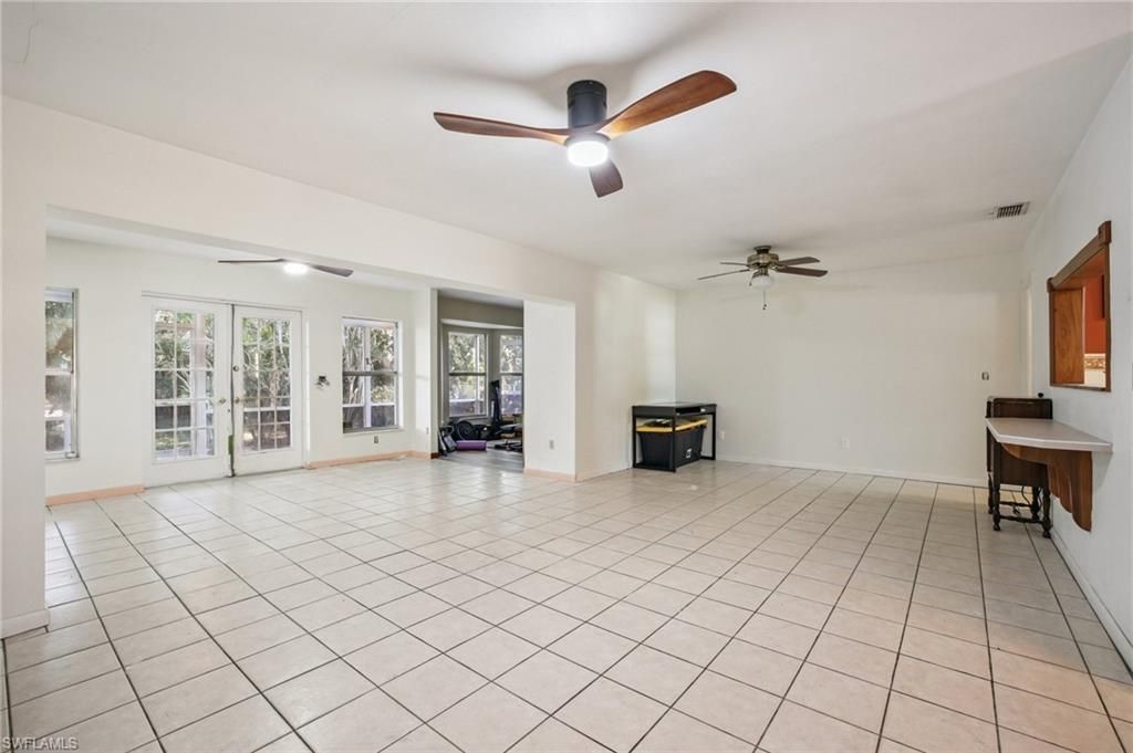 5222 Glade Ct, Cape Coral, FL 33904 Photo