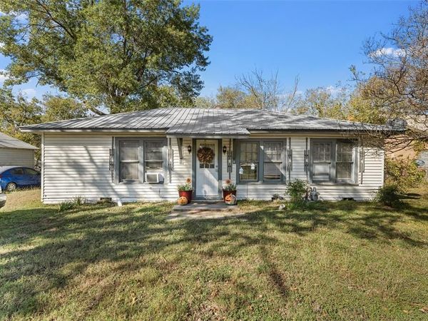 403 N 5th Street, Wortham, TX 76693