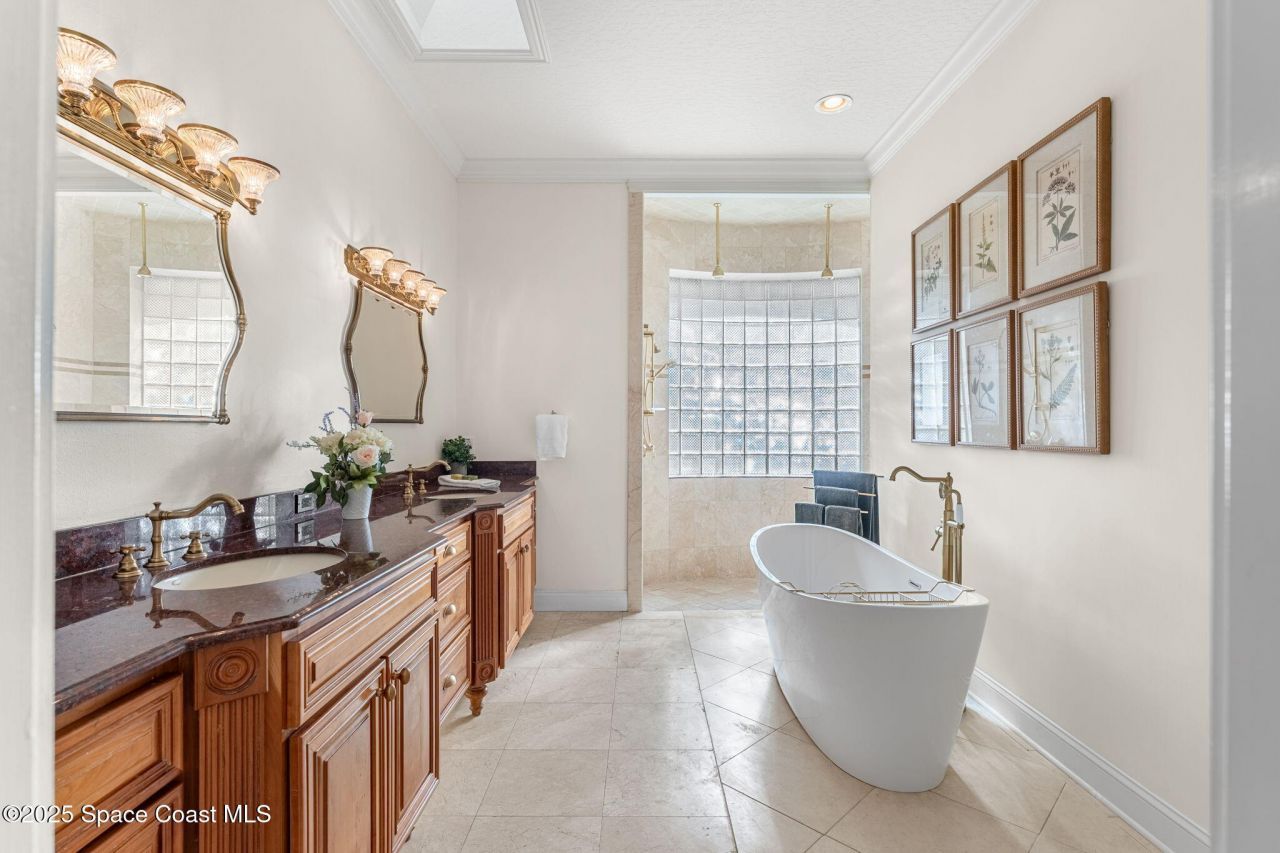 5585 Willoughby Drive, Melbourne, FL 32934 Photo