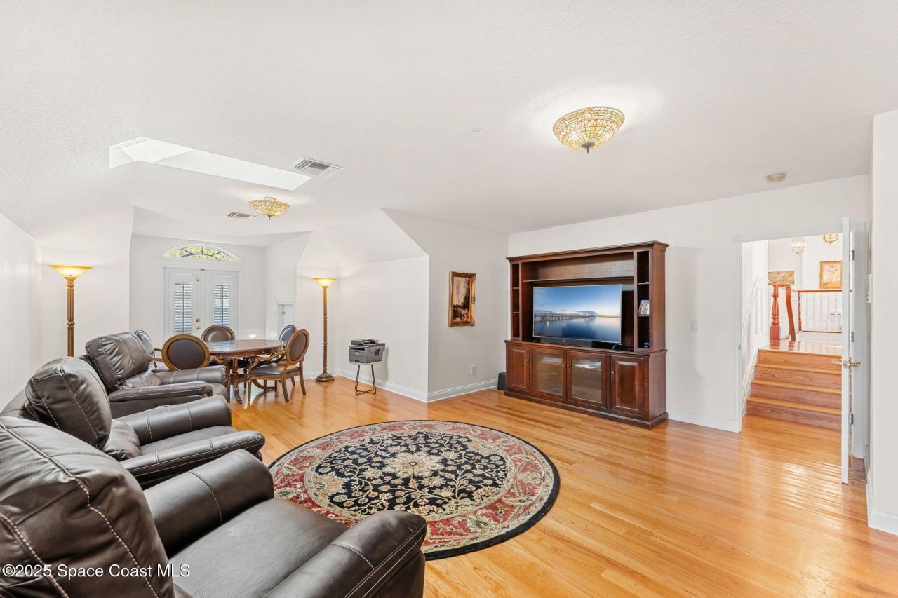 5585 Willoughby Drive, Melbourne, FL 32934 Photo