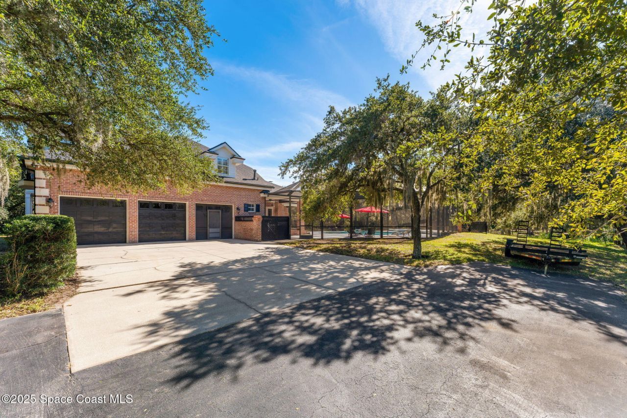 5585 Willoughby Drive, Melbourne, FL 32934 Photo