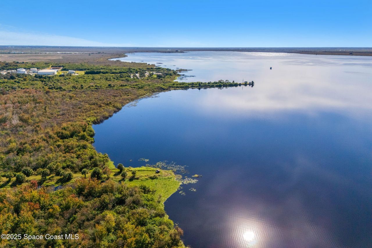 5585 Willoughby Drive, Melbourne, FL 32934 Photo