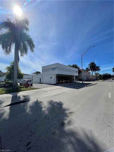 850 Seagate Dr, Naples, FL 34103 Photo