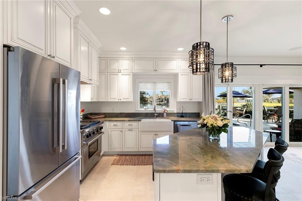 7 Glenview Manor Dr, Fort Myers Beach, FL 33931 Photo