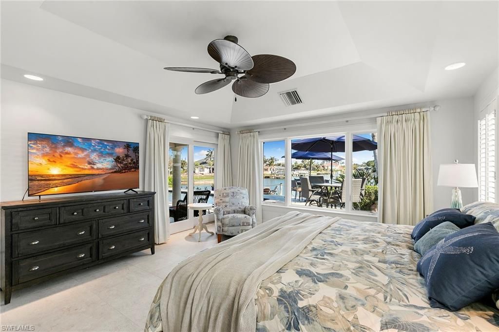 7 Glenview Manor Dr, Fort Myers Beach, FL 33931 Photo