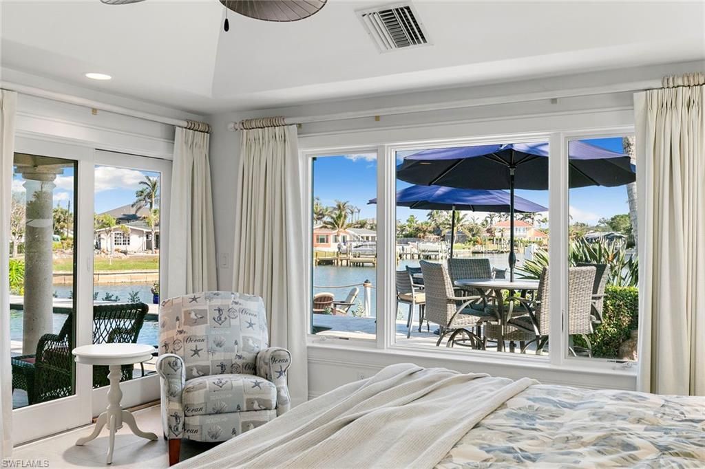 7 Glenview Manor Dr, Fort Myers Beach, FL 33931 Photo