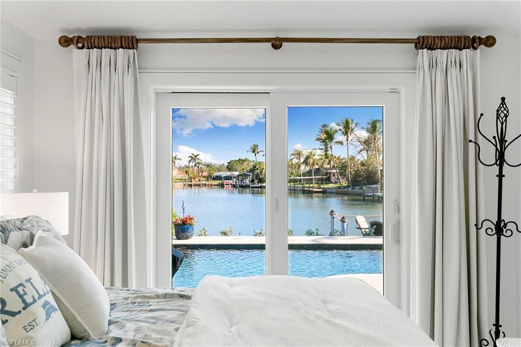 7 Glenview Manor Dr, Fort Myers Beach, FL 33931 Photo