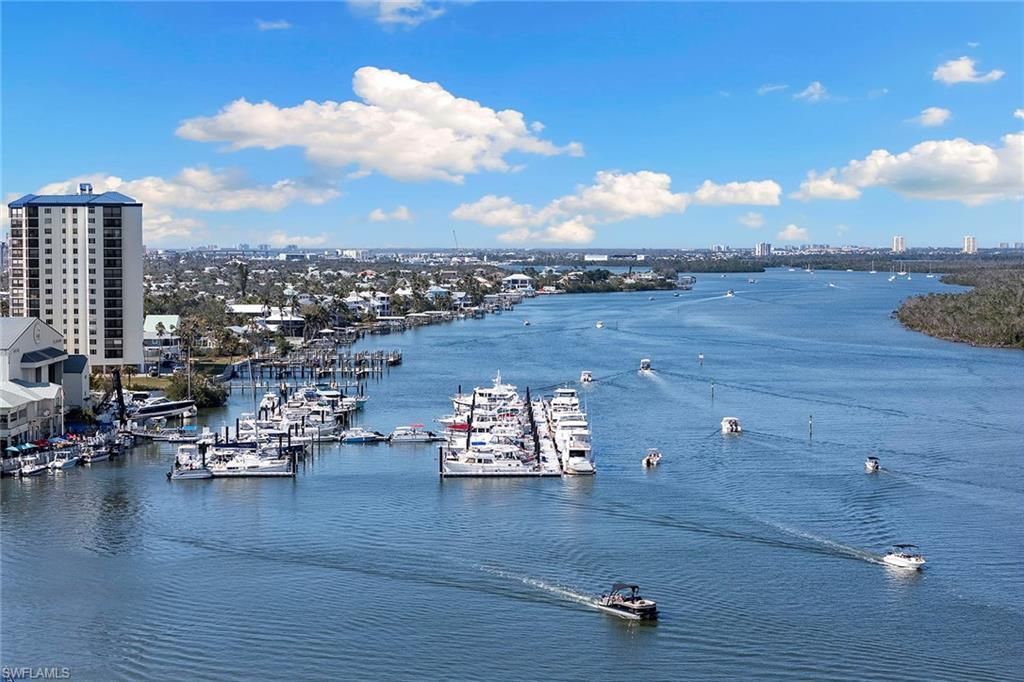 7 Glenview Manor Dr, Fort Myers Beach, FL 33931 Photo