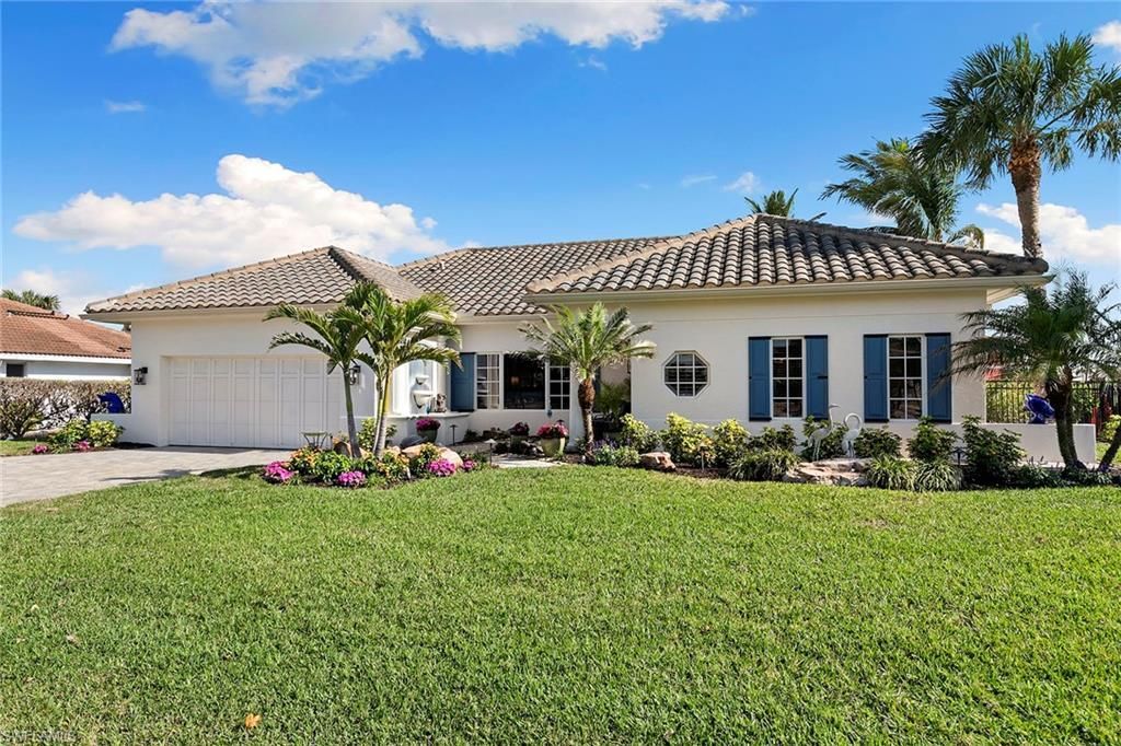 7 Glenview Manor Dr, Fort Myers Beach, FL 33931 Photo