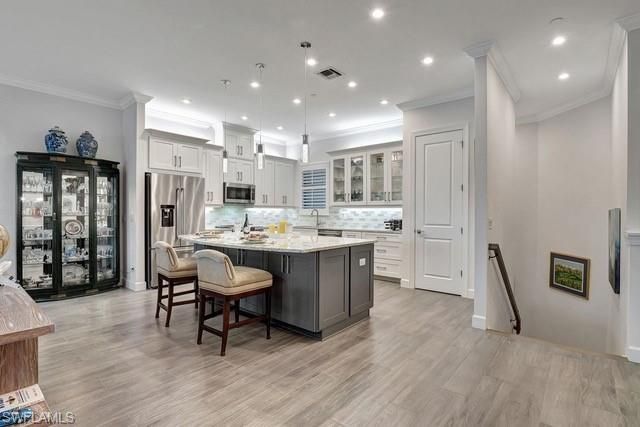 9637 Montelanico Loop, Unit 203, Naples, FL 34119 Photo