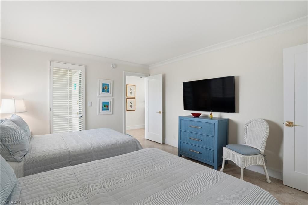 3443 Gulf Shore Blvd N, Unit 814, Naples, FL 34103 Photo