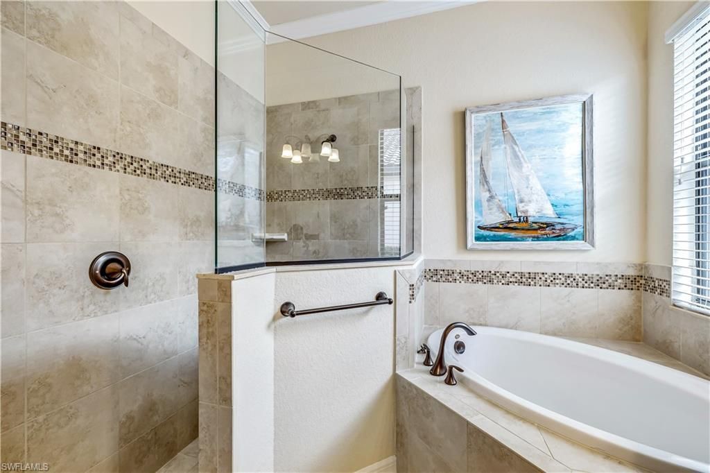 28692 Derry Ct, Bonita Springs, FL 34135 Photo