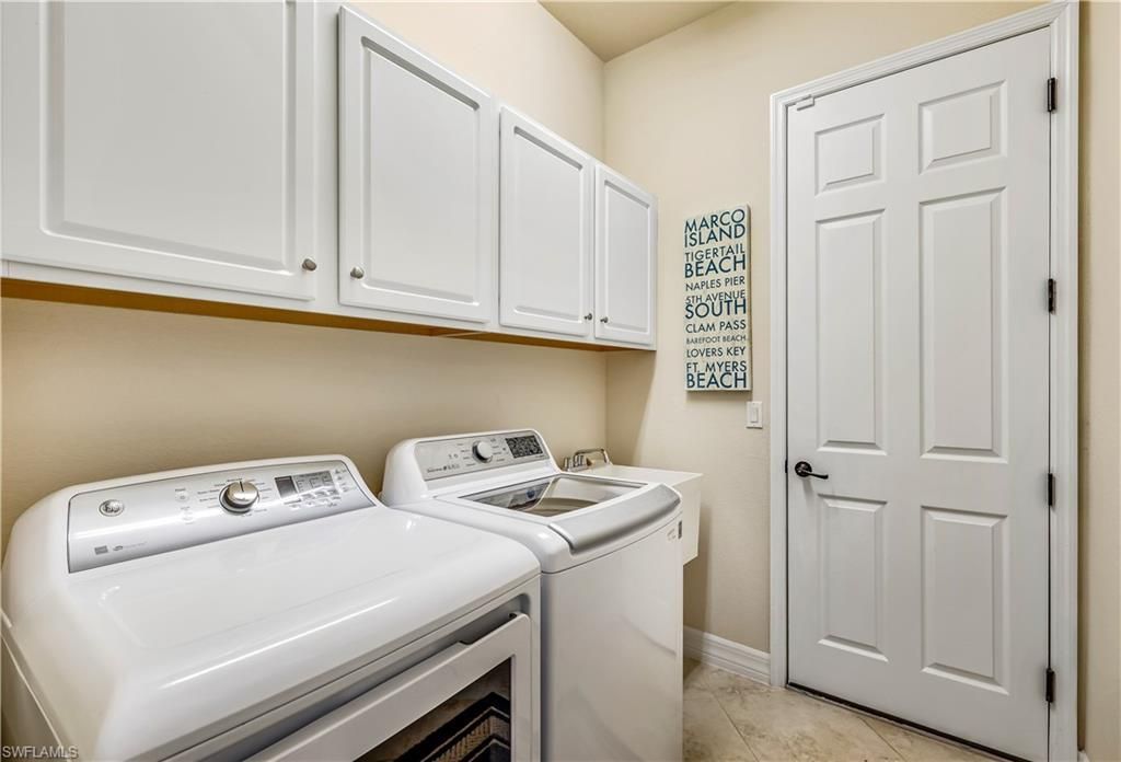 28692 Derry Ct, Bonita Springs, FL 34135 Photo