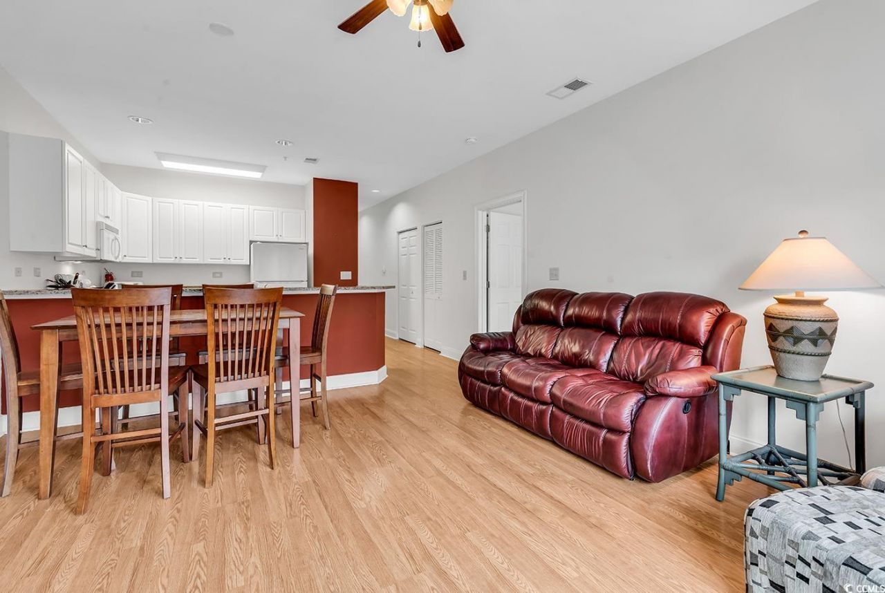 1017 World Tour Blvd. Photo 8