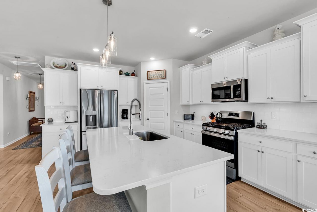 3048 Sistine St. Photo 23