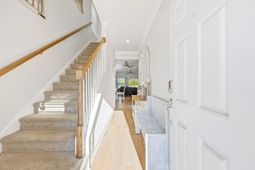 4050 Bayhill St. photo 4