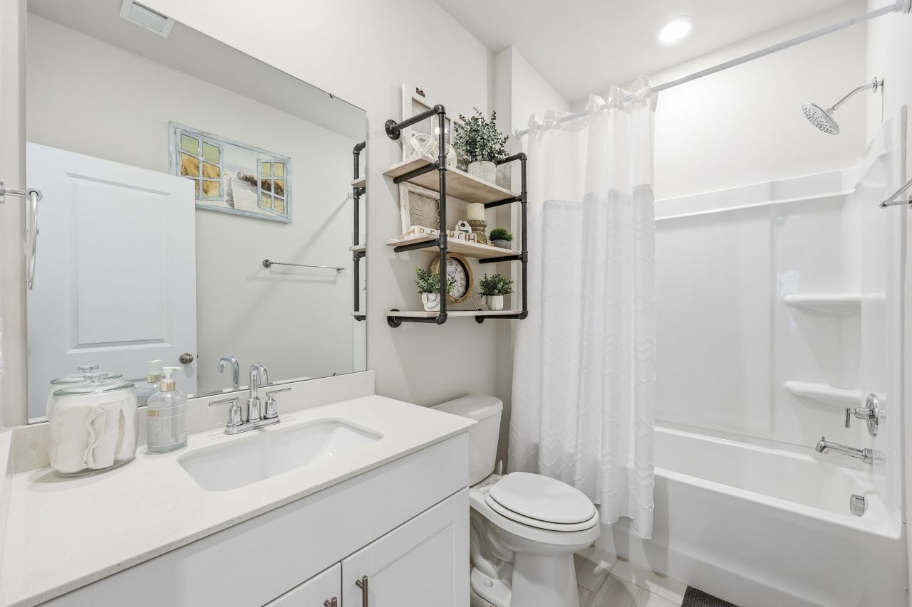 4050 Bayhill St. Photo 42