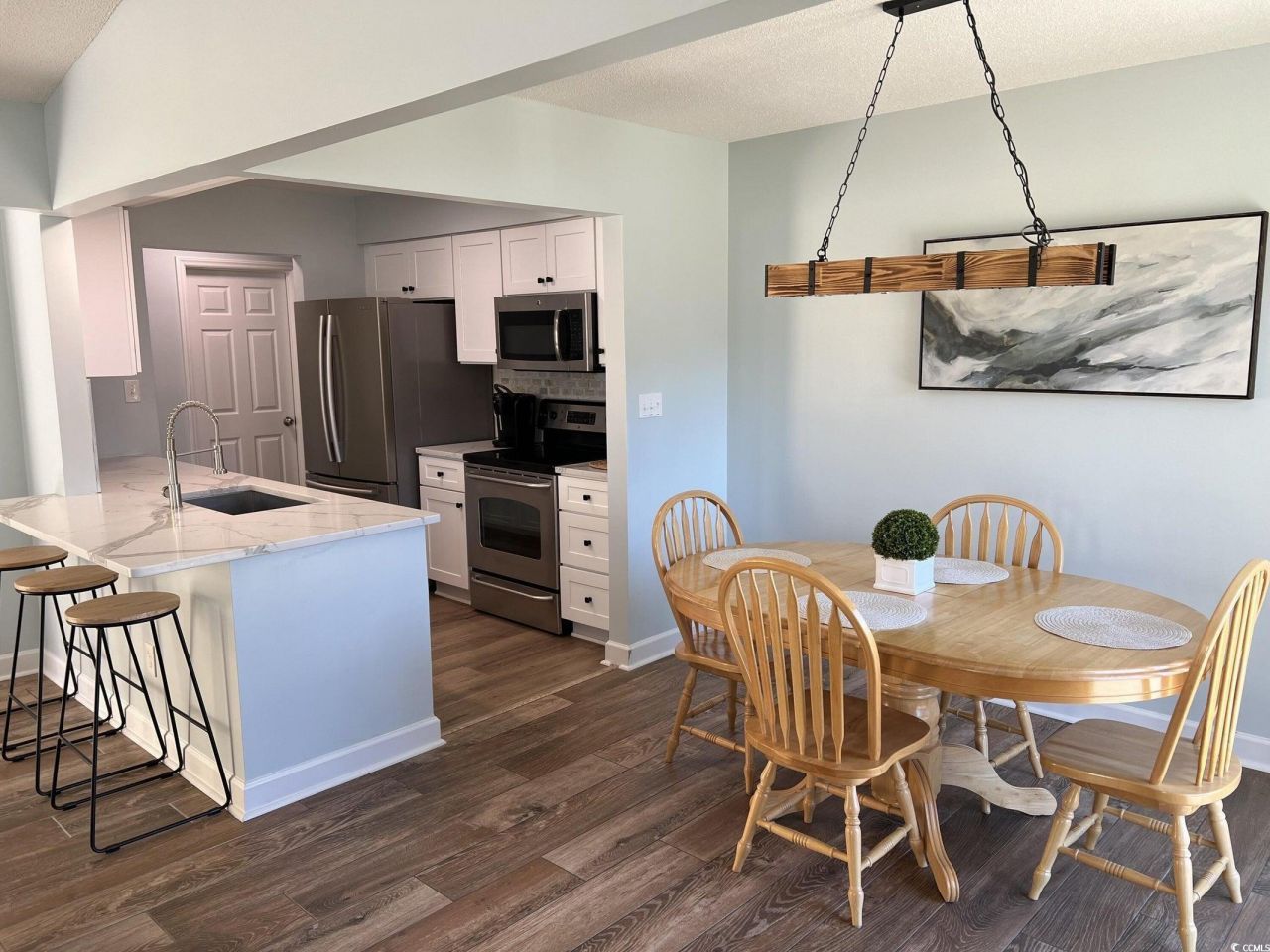 309 Flagstone Dr. Photo 11