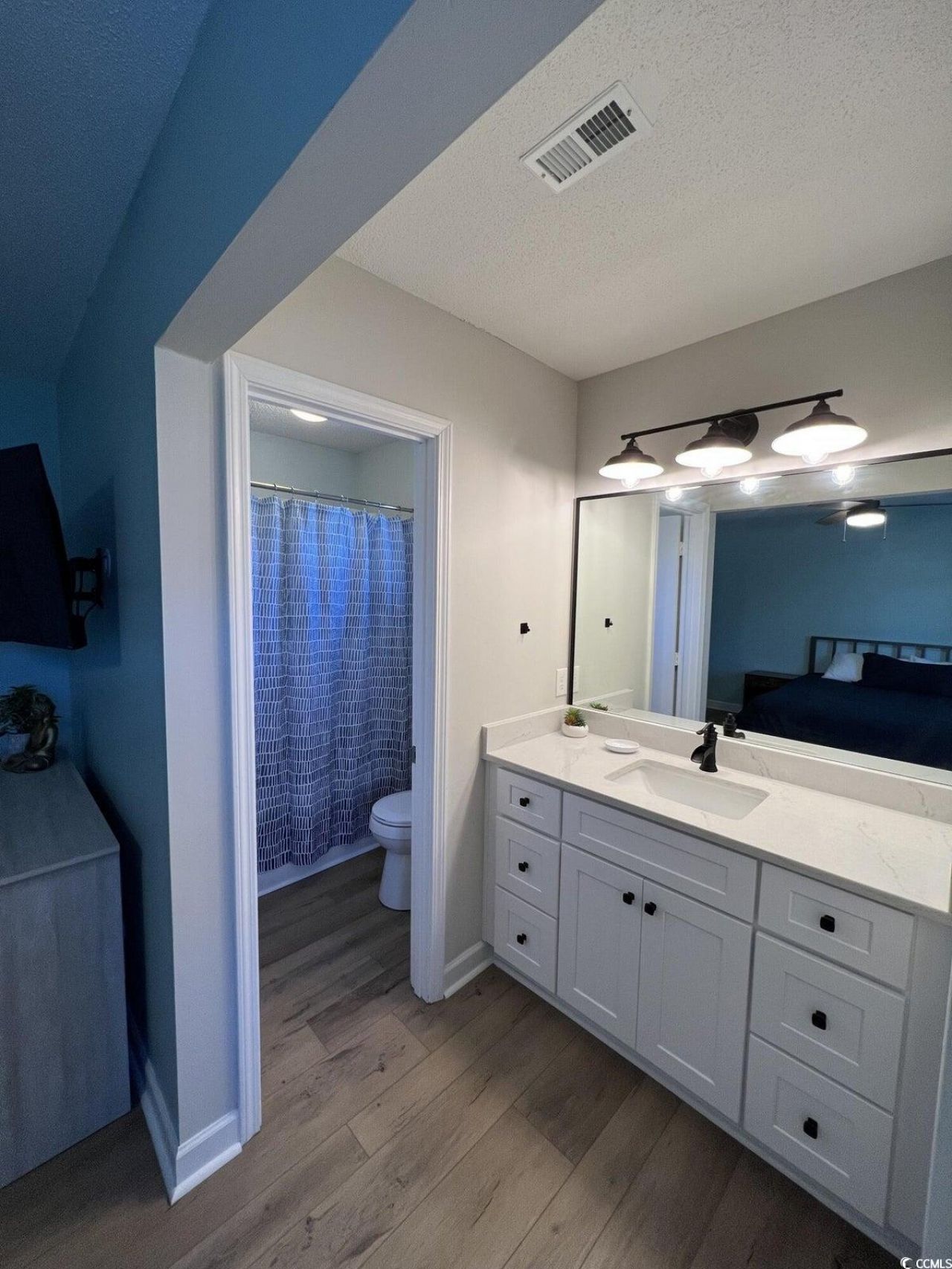 309 Flagstone Dr. Photo 7