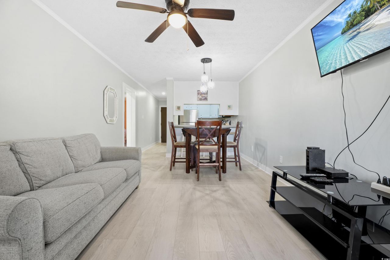 9501 Shore Dr. Photo 10