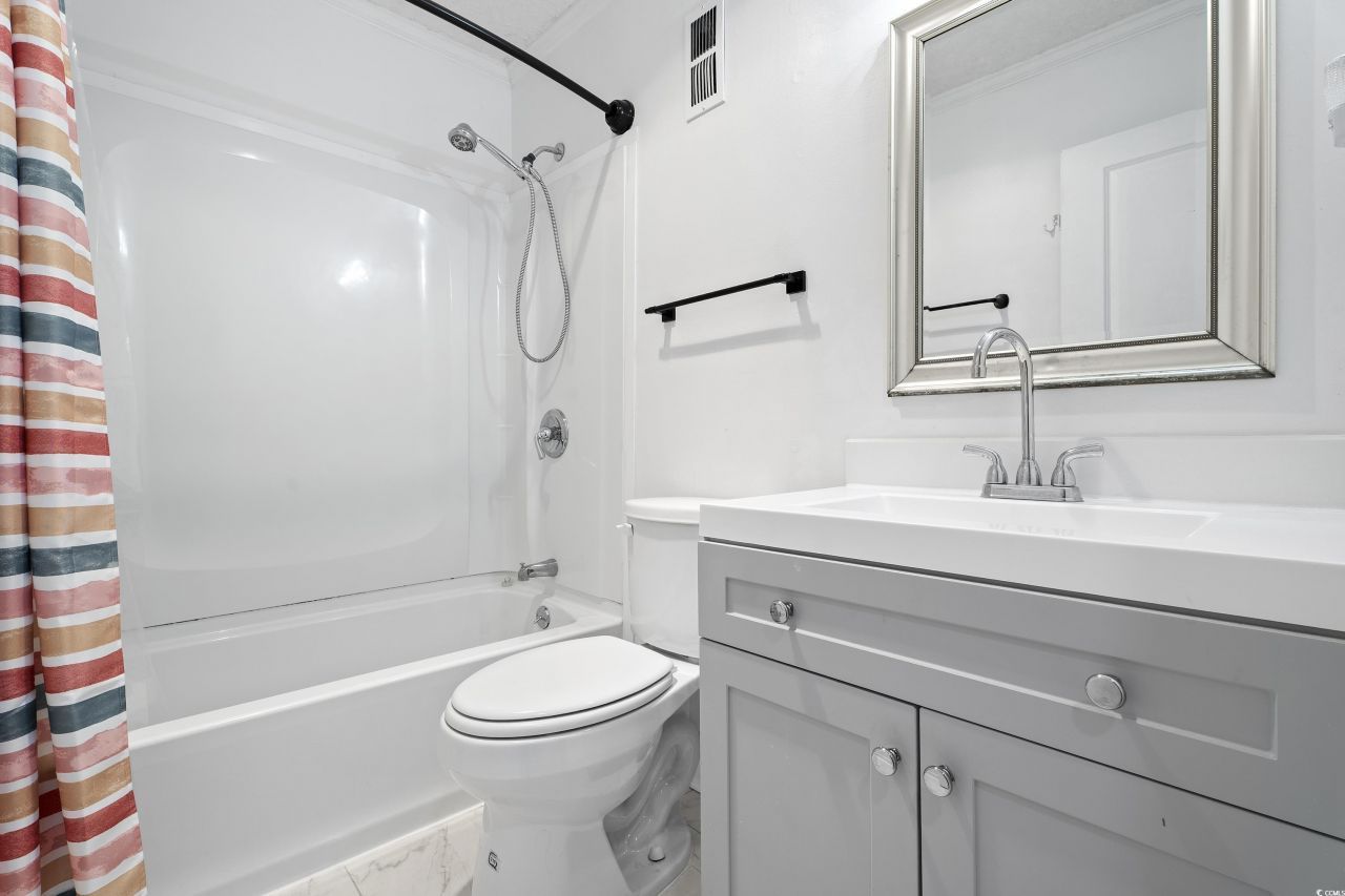 9501 Shore Dr. Photo 15