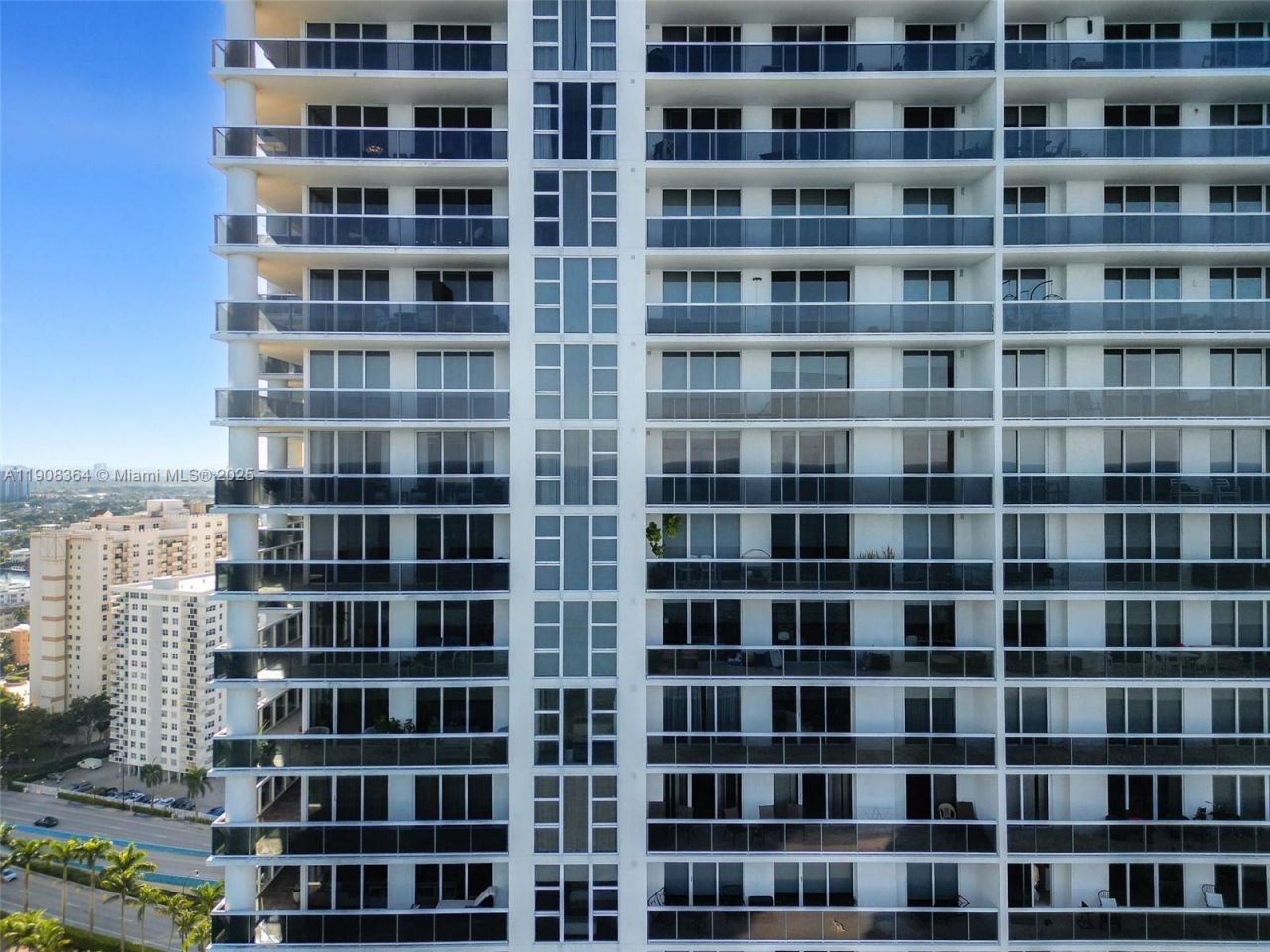 1800 S Ocean Dr, Unit 2603, Hallandale Beach, FL 33009 Photo