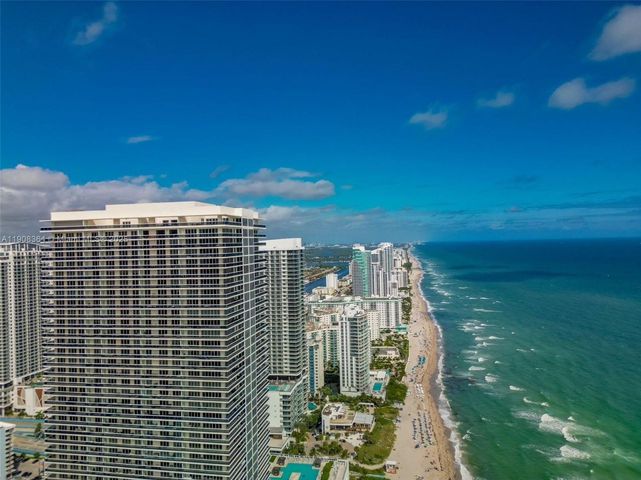 1800 S Ocean Dr, Unit 2603, Hallandale Beach, FL 33009 Photo