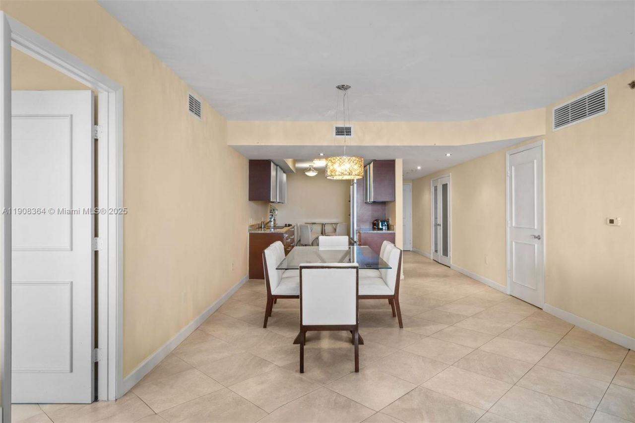 1800 S Ocean Dr, Unit 2603, Hallandale Beach, FL 33009 Photo