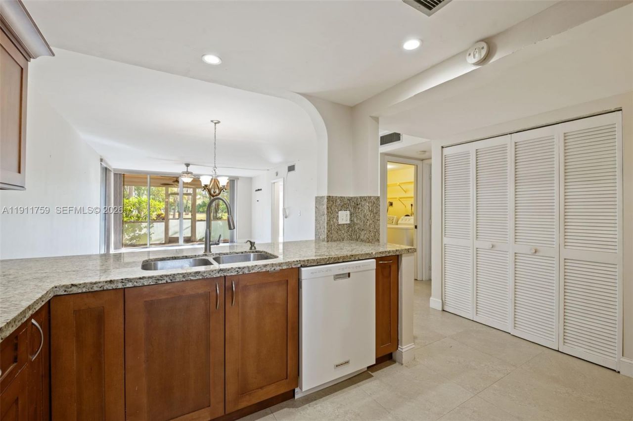 7582 NW 86th Ter, Unit 103, Tamarac, FL 33321 Photo